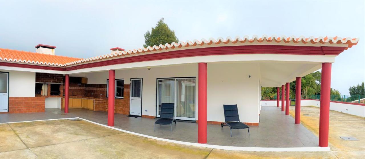 Chale D'Angra Guest House Angra do Heroismo Bagian luar foto